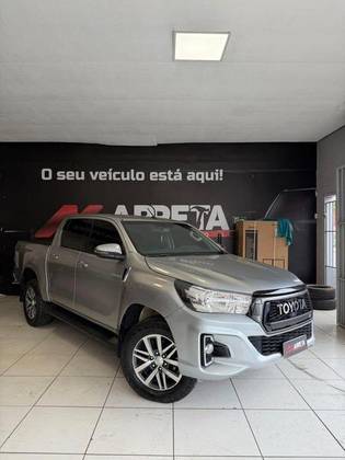 TOYOTA HILUX 2.7 SR 4X2 CD 16V FLEX 4P AUTOMÁTICO TOYOTA HILUX 2.7 SR 4X2 CD 16V FLEX 4P AUTOMÁTICO